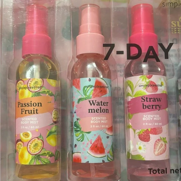 Simple Pleasures 7-Day Mist Set - Picture 3 of 4